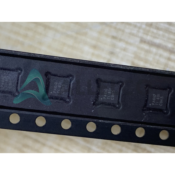 TPS62130AQRGTRQ1 Image
